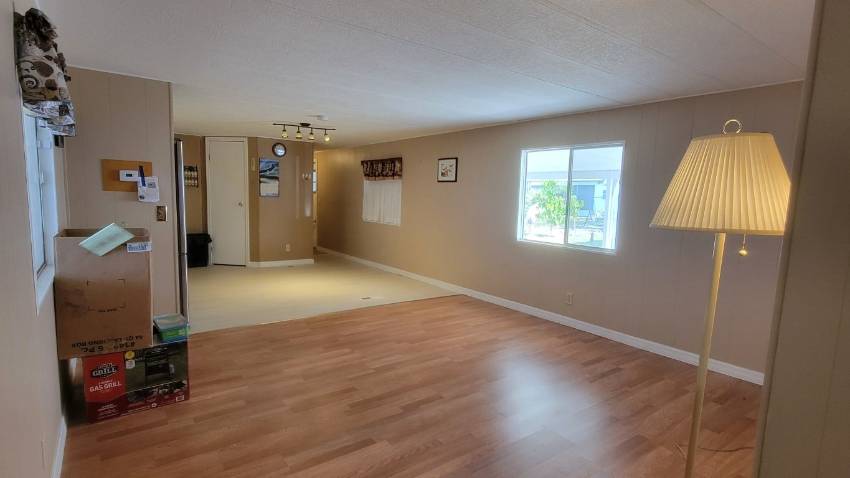 65 Juniper Drive East a Dundee, FL Mobile or Manufactured Home for Sale